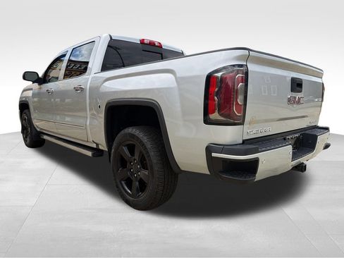 Used 2018 GMC Sierra 1500 Denali w/ Denali Ultimate Package AWD/4WD image 3
