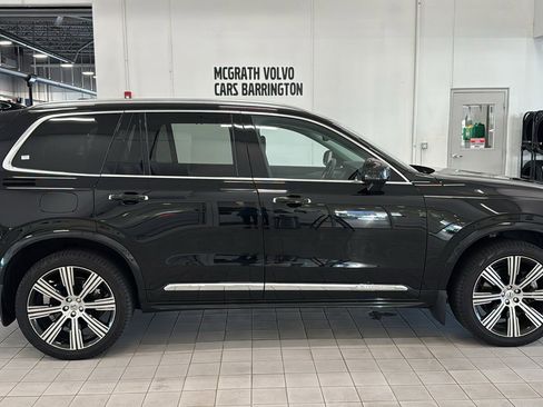Used 2022 Volvo XC90 T8 Inscription image 4