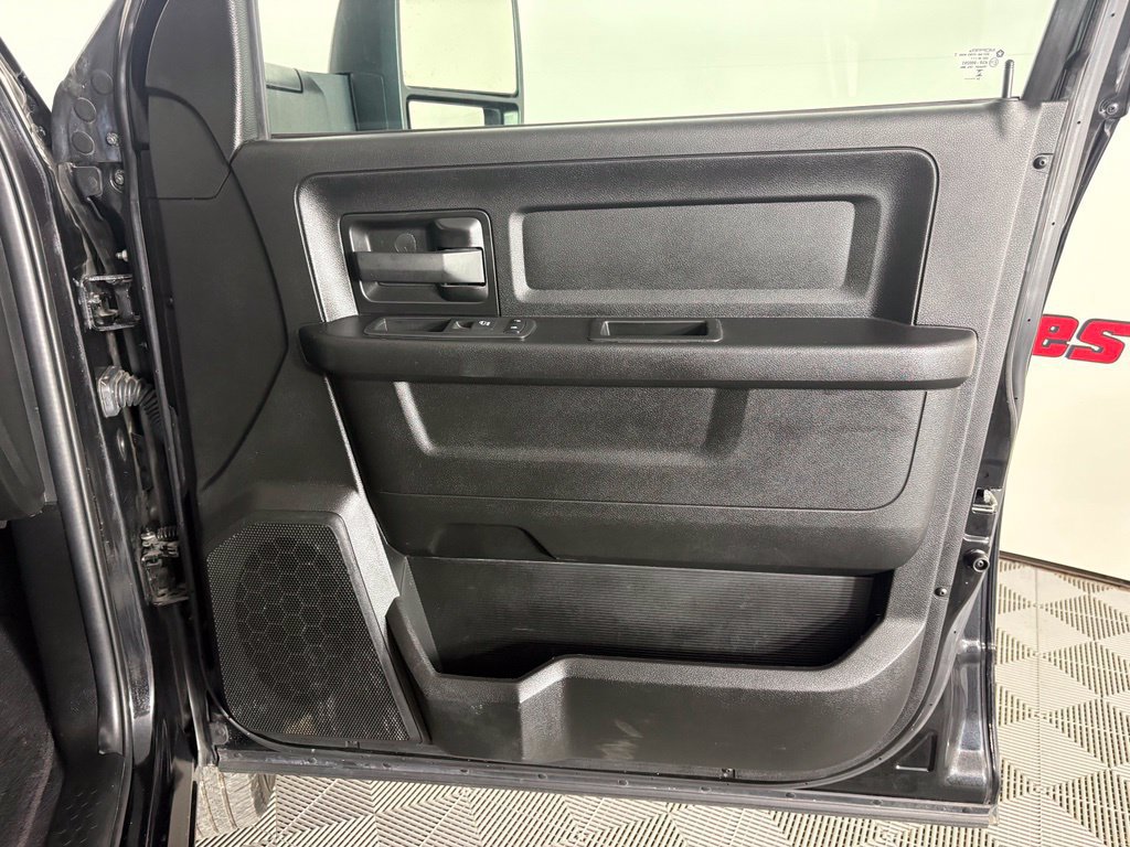 Used 2024 RAM 3500 Tradesman AWD/4WD image 34