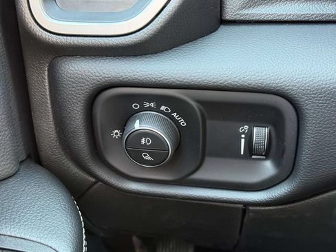 New 2026 RAM 3500 Big Horn AWD/4WD image 26
