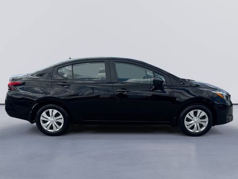 Used 2025 Nissan Versa S w/ Trunk Package image 6