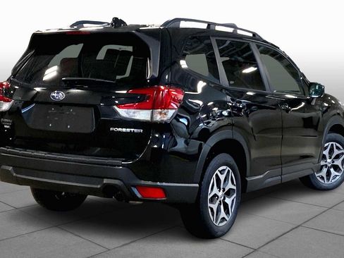 Used 2019 Subaru Forester Premium image 12