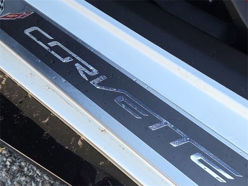 Used 2019 Chevrolet Corvette Z06 image 16