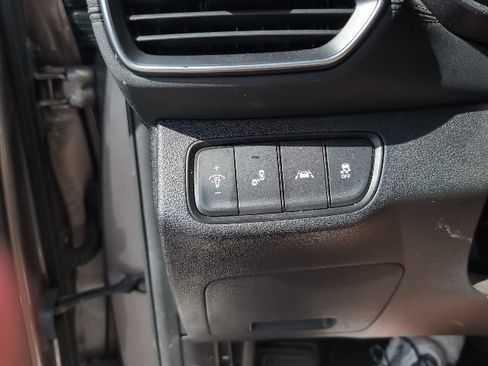 Used 2019 Hyundai Santa Fe SE FWD image 21