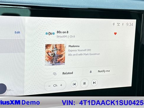 Used 2025 Toyota Camry Hybrid image 27