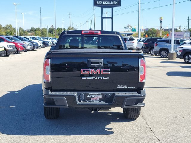 Used 2022 GMC Canyon Denali w/ Denali Black Edition Package AWD/4WD image 5