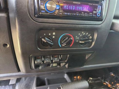 Used 2005 Jeep Wrangler Sport AWD/4WD image 18