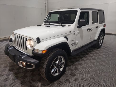 Used 2021 Jeep Wrangler Unlimited Sahara w/ Cold Weather Group AWD/4WD image 1