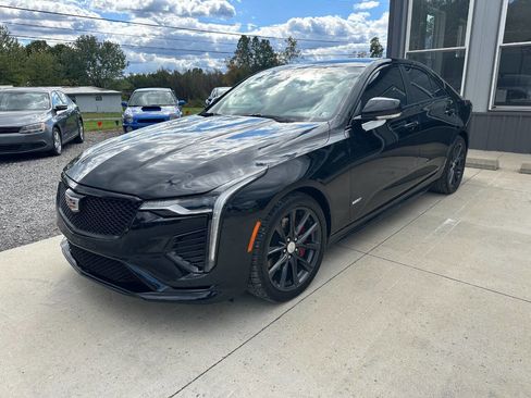 Used 2020 Cadillac CT4 V w/ Climate Package image 4