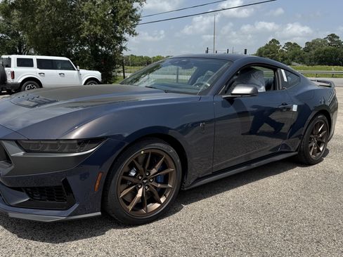 New 2026 Ford Mustang Dark Horse RWD image 5