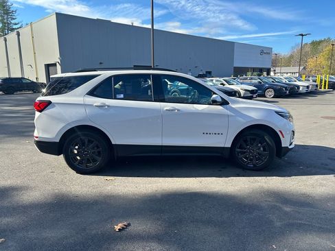 Used 2023 Chevrolet Equinox RS w/ RS Leather Package image 6