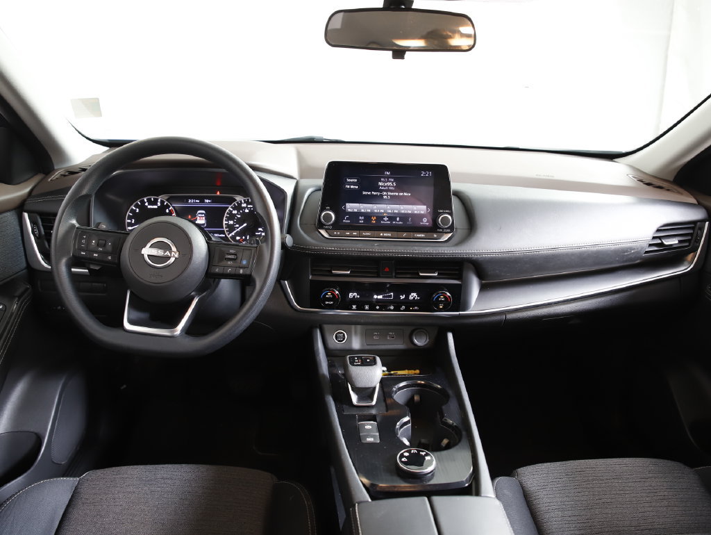 Used 2023 Nissan Rogue SV AWD/4WD image 12