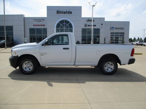 Used 2022 RAM 1500 Tradesman w/ Power & Remote Entry Group RWD image 2