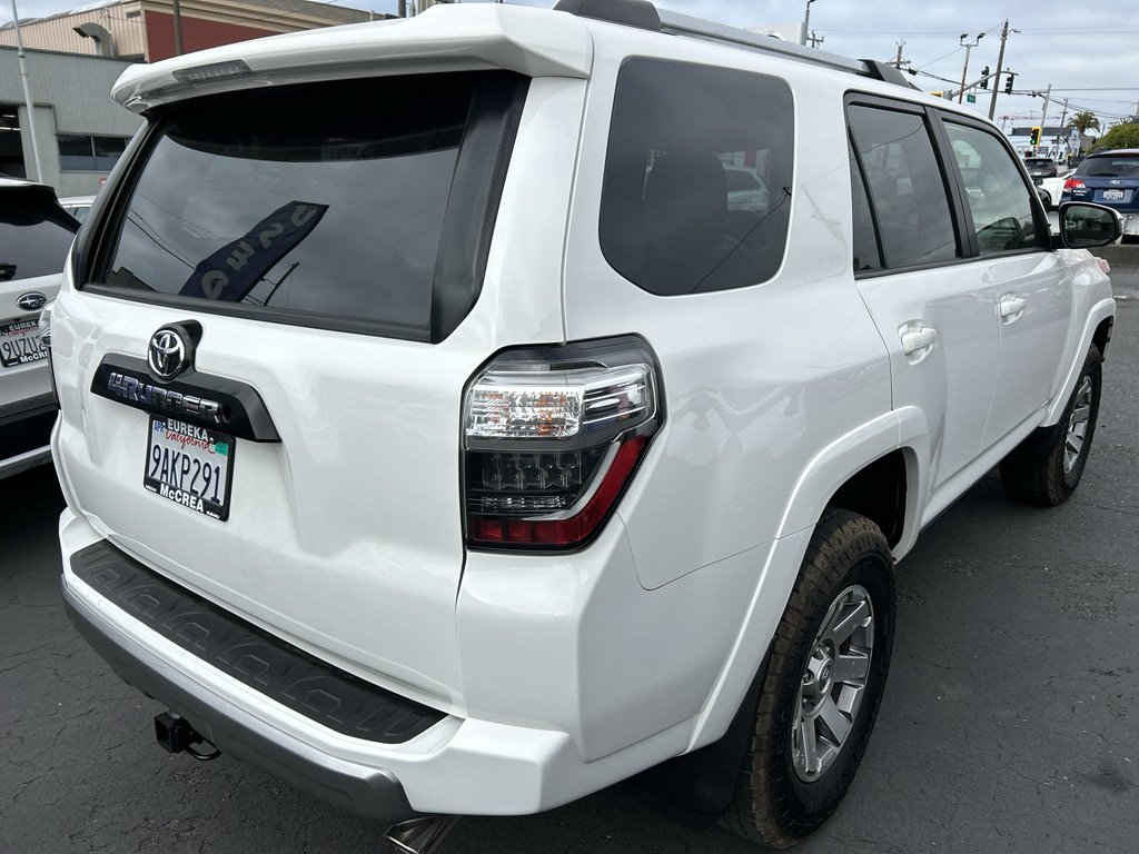 Used 2016 Toyota 4Runner Trail AWD/4WD image 5