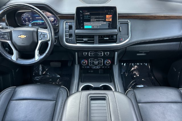 Used 2024 Chevrolet Suburban Premier w/ Advanced Technology Package AWD/4WD image 15