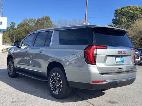 New 2026 GMC Yukon XL Elevation image 21