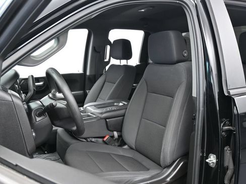 Used 2020 Chevrolet Silverado 1500 Custom Trail Boss w/ Custom Convenience Package AWD/4WD image 10