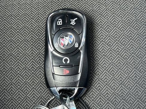 Used 2021 Buick Encore GX Select w/ Sport Touring Package FWD image 24