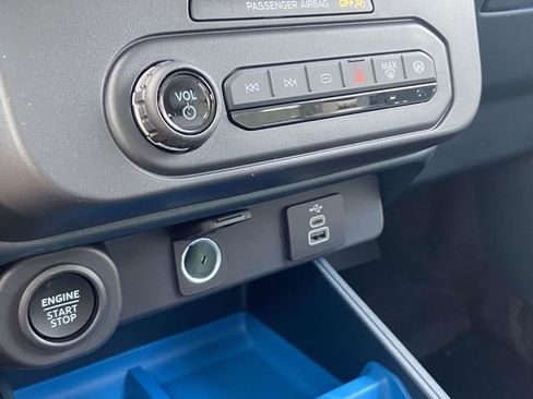 New 2026 Ford Maverick XLT image 19