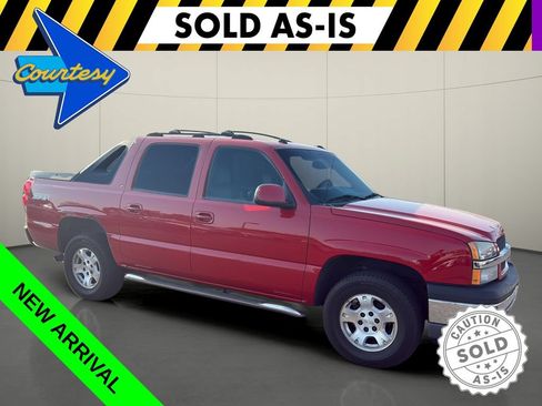Used 2005 Chevrolet Avalanche Z71 w/ Sun And Sound Package AWD/4WD image 1