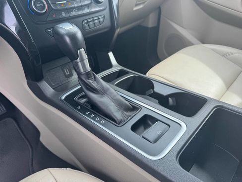 Used 2018 Ford Escape Titanium w/ Ford Safe & Smart Package AWD/4WD image 28