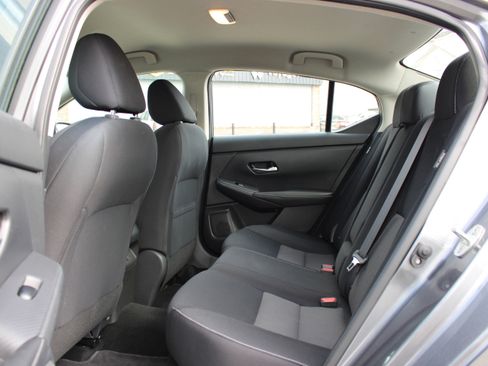 Certified 2021 Nissan Sentra SV image 10