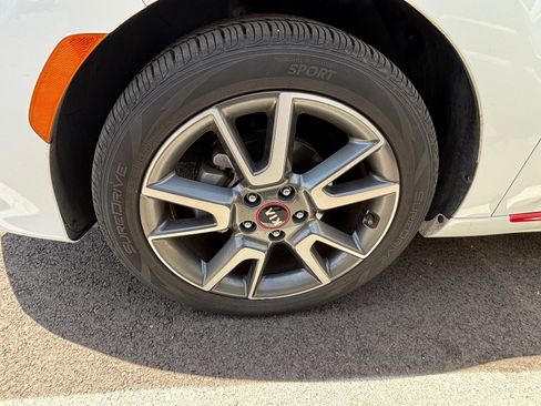 Certified 2021 Kia Soul GT-Line FWD image 6