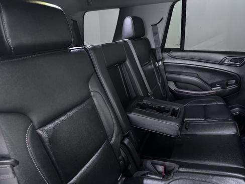 Used 2019 Chevrolet Tahoe LT image 38