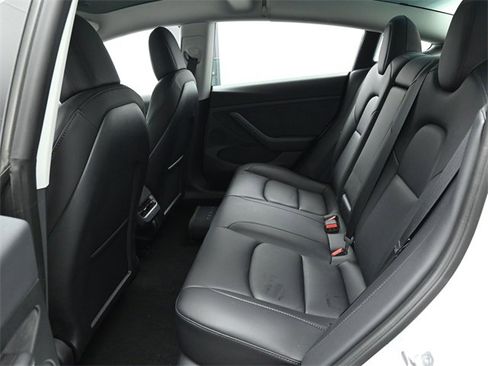 Used 2022 Tesla Model 3 Long Range image 14