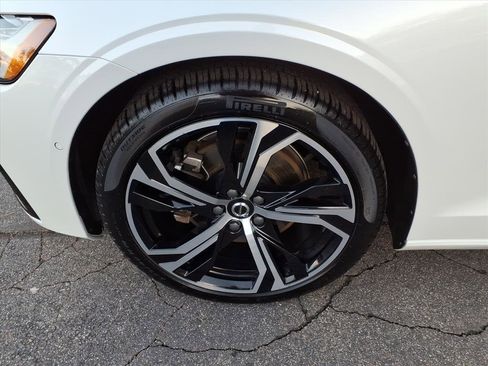 Certified 2024 Volvo S60 B5 Ultimate AWD/4WD image 11