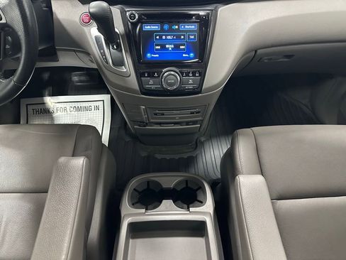 Used 2016 Honda Odyssey Touring Elite image 34