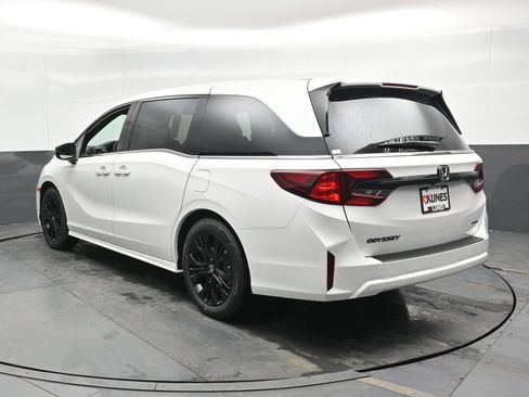 New 2026 Honda Odyssey Sport-L image 8