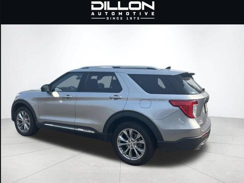 Used 2023 Ford Explorer Limited AWD/4WD image 2