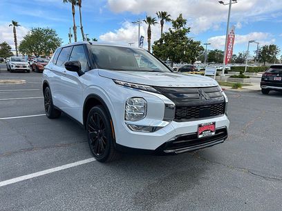 New 2026 Mitsubishi Outlander LE