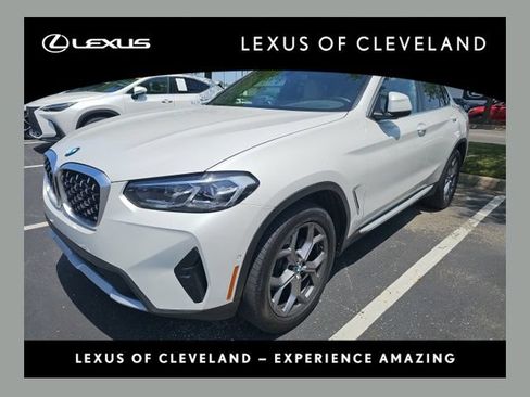 Used 2024 BMW X4 xDrive30i w/ Premium Package AWD/4WD image 1