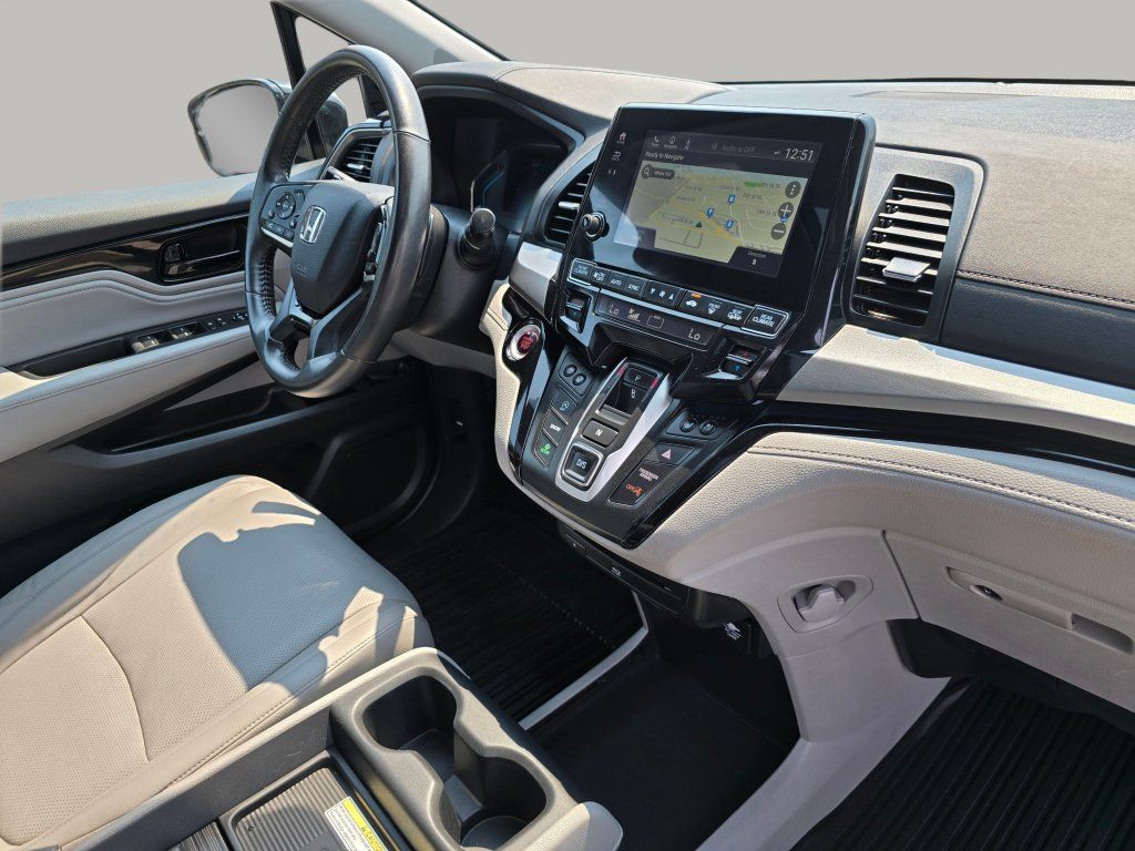Used 2018 Honda Odyssey Elite image 35
