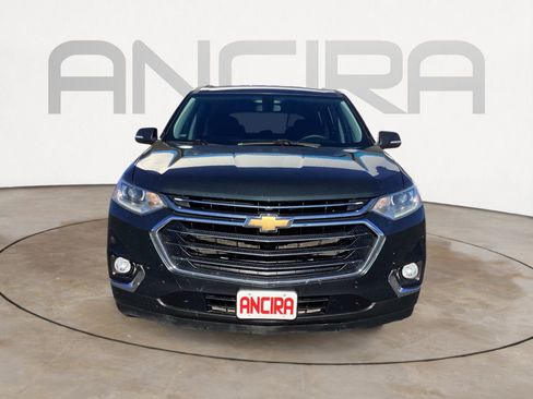 Used 2021 Chevrolet Traverse LT image 8