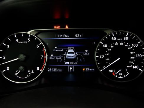 Used 2025 Nissan Altima 2.5 SR image 14