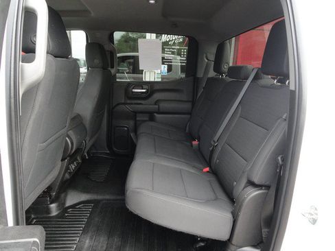 Used 2020 Chevrolet Silverado 1500 LT w/ True North Edition AWD/4WD image 12