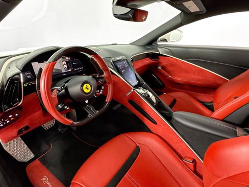 Used 2023 Ferrari Roma RWD image 24