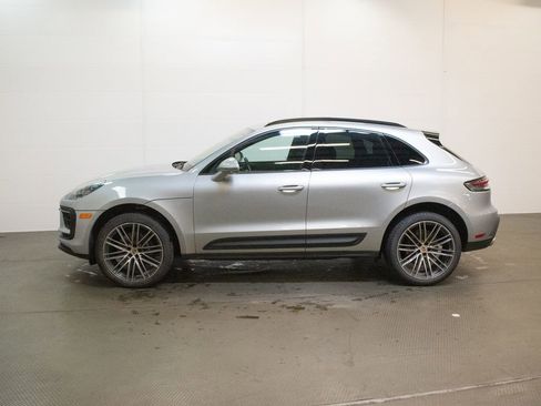 Certified 2026 Porsche Macan image 2