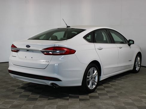 Used 2018 Ford Fusion S FWD image 28