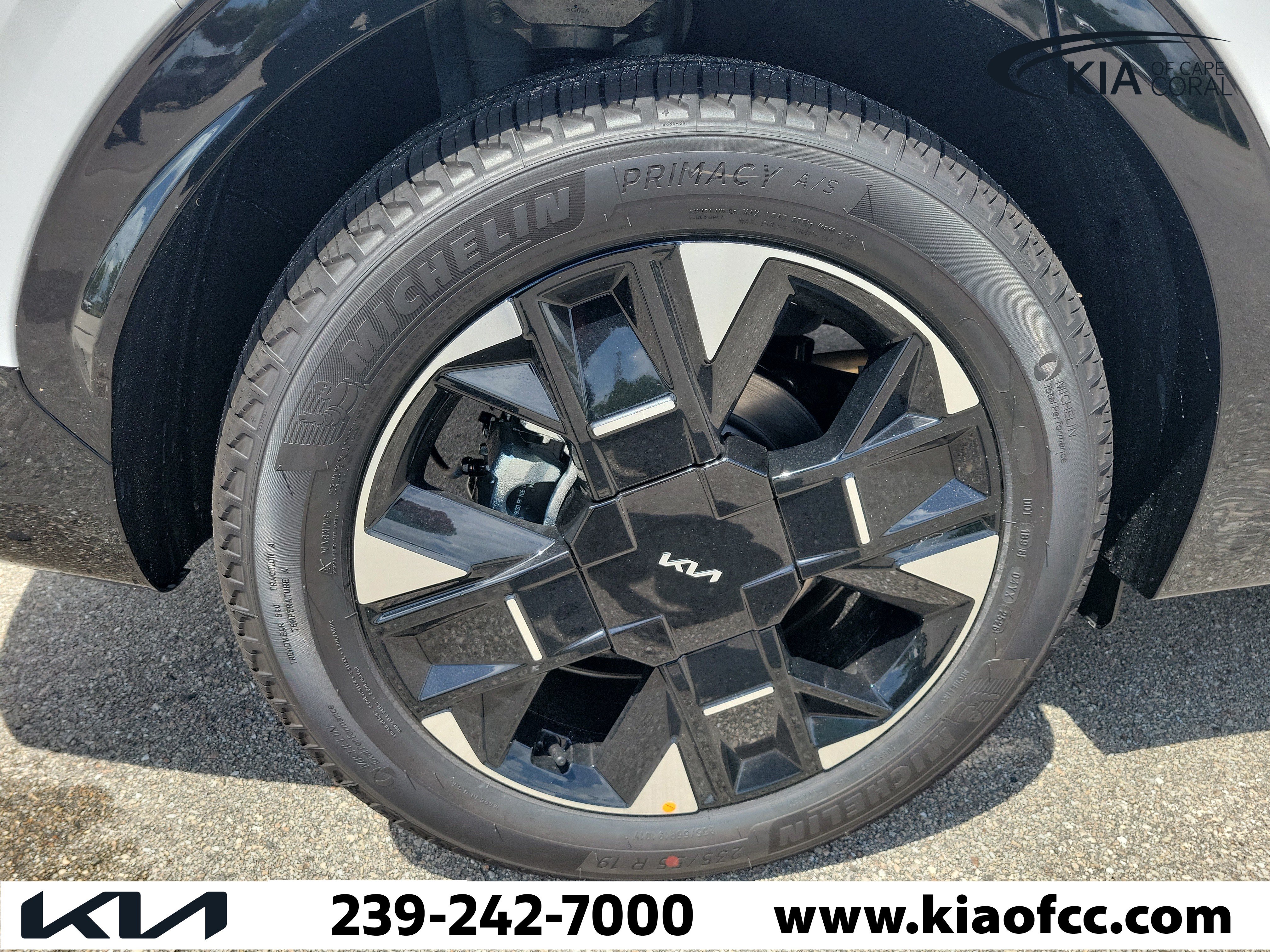 New 2026 Kia Sportage SX FWD image 7
