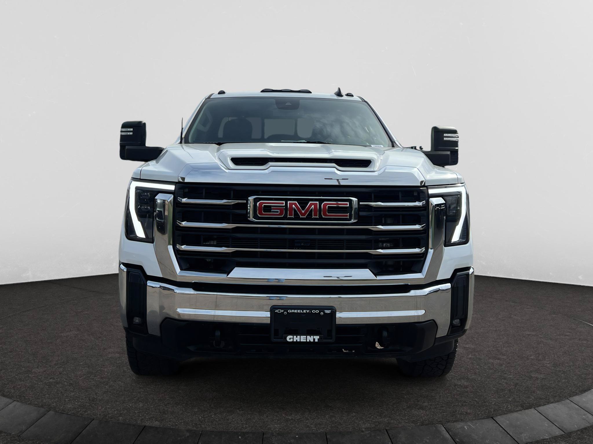 Used 2024 GMC Sierra 2500 SLE w/ SLE Value Package; AWD/4WD image 3