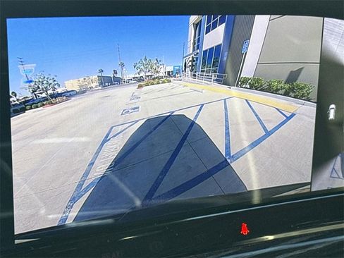 Used 2023 Cadillac Escalade ESV Sport image 13