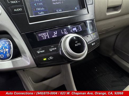 Used 2014 Toyota Prius V Two FWD image 15