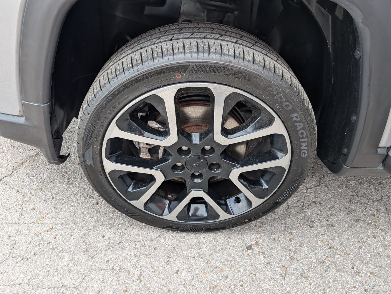 Used 2018 Jeep Compass Limited w/ Navigation Group AWD/4WD image 27