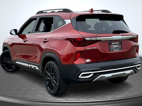 Used 2023 Kia Seltos Nightfall Edition image 13
