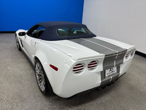 Used 2013 Chevrolet Corvette Grand Sport w/ 4LT Preferred Equipment Group RWD image 36