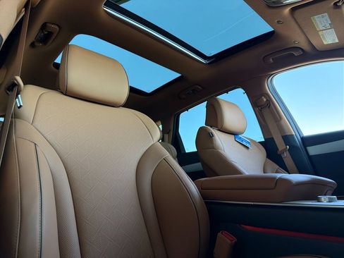 New 2026 Genesis GV80 2.5T Prestige AWD/4WD image 18